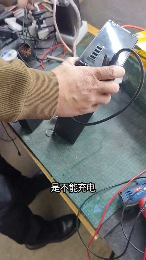 两年没充电电芯报废，希洛普滑板车锂电池维修